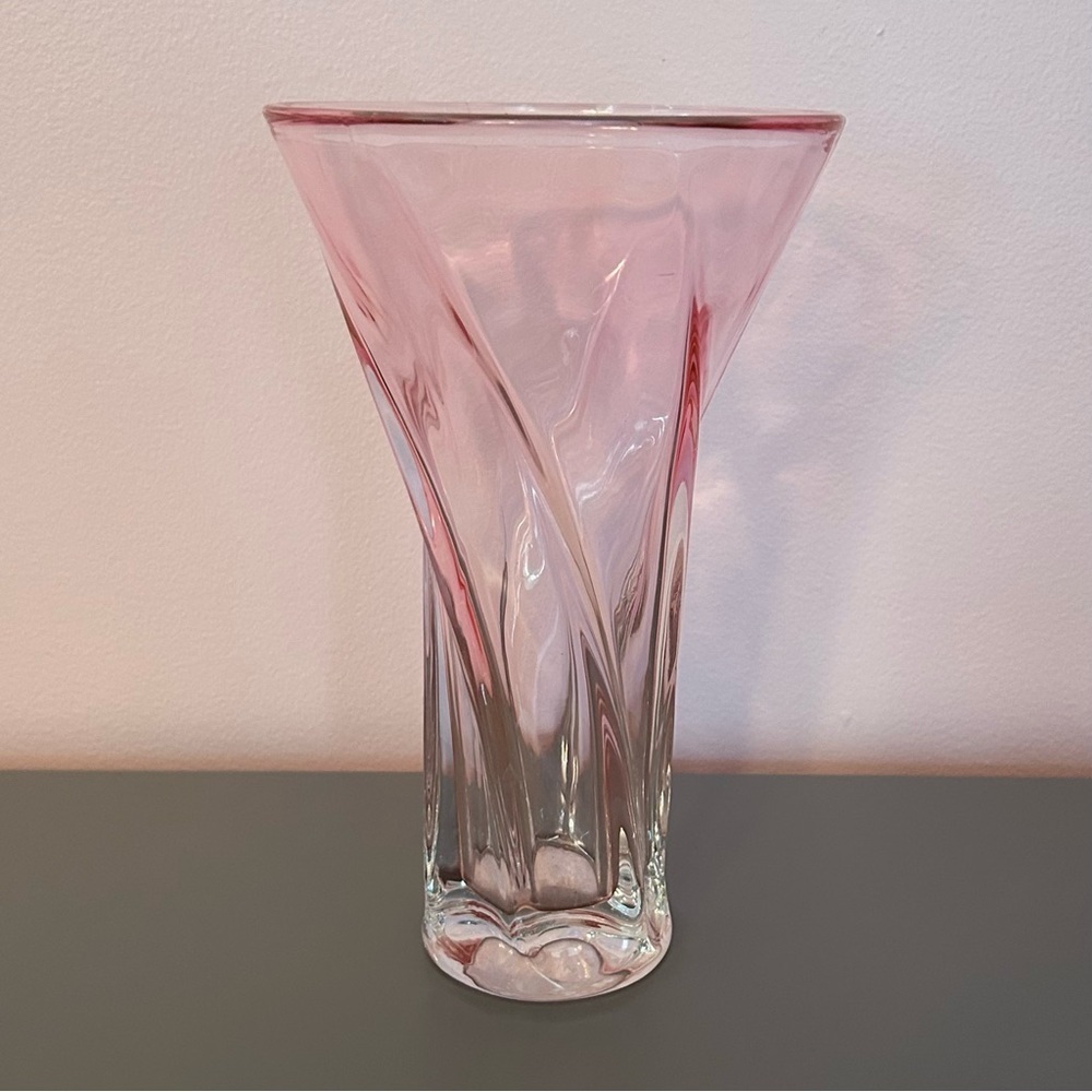 VASE Glass Pink Clear Swirl Flower/floral vase Home decor Like new - Picture 5 of 9